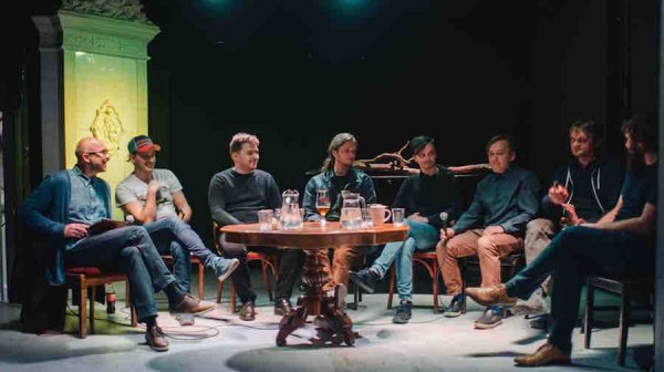 Atskats fotogrāfijās no KOKONA diskusijas par krāsu korekciju